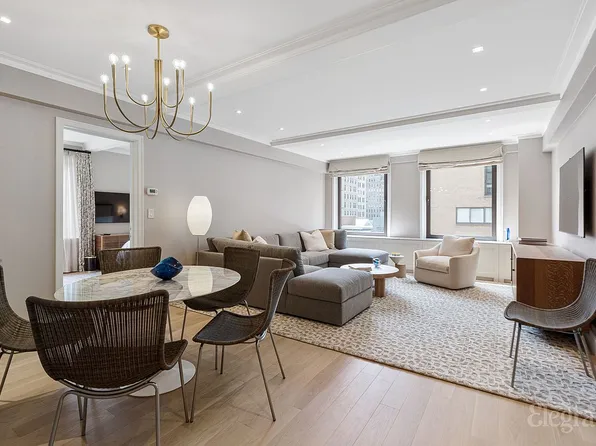 35 E 76th St #815, New York, NY 10021