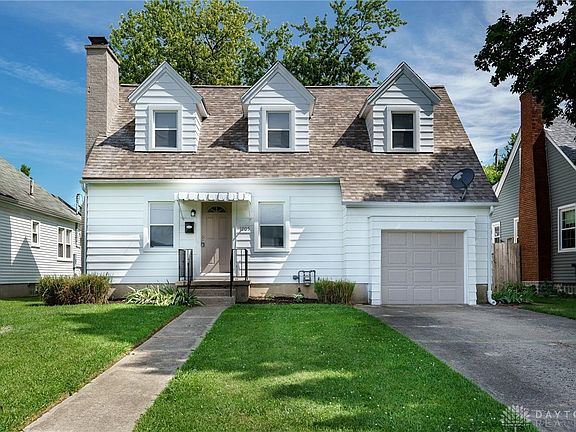 3rd image of 1005 Croyden Dr