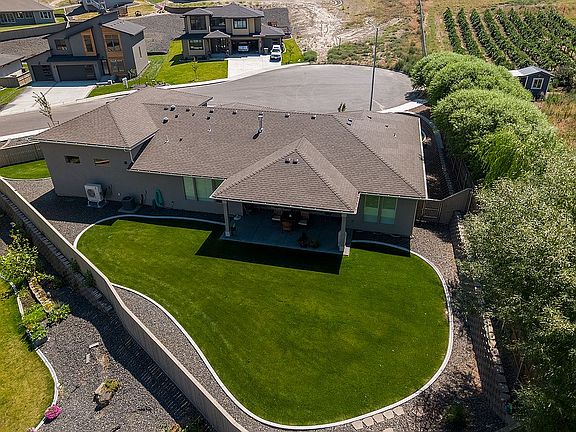 5th image of 4856 Tillamook Dr