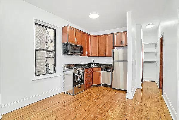 1st image of 560 W 174th St #21A