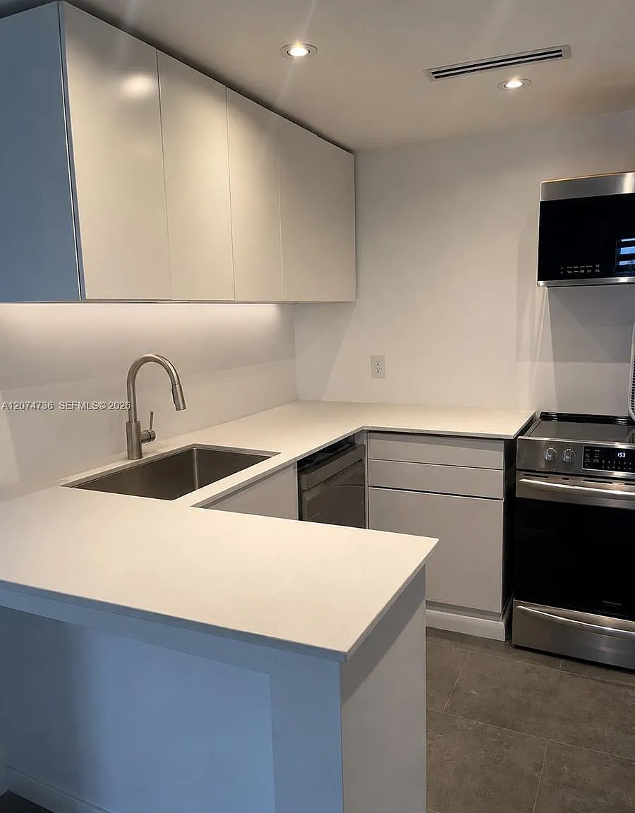 La Canadienne Condo — Photo 3