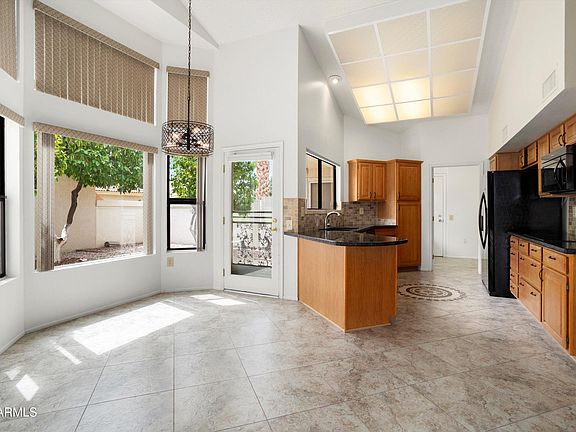 3rd image of 13950 W SUMMERSTAR Drive