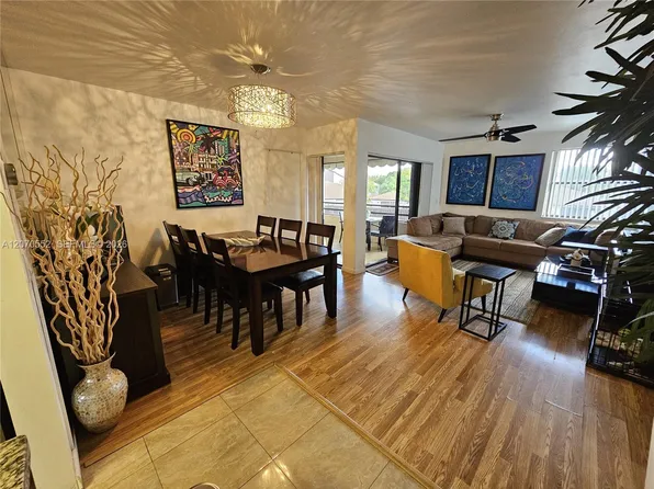 20160 NE 3rd Ct APT 8, Miami, FL 33179