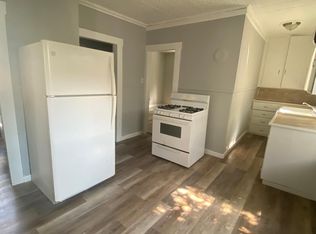 16 Blossom St #B, Nashua, NH 03060