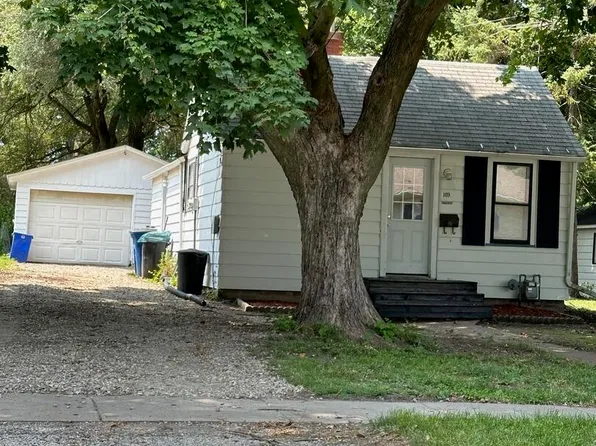 109 N Pleasant St, Cambridge, IL 61238