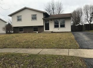 243 Waterman Dr, Bolingbrook, IL 60440