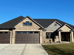 3908 Stone Hollow Ln, Edwardsville, IL 62025