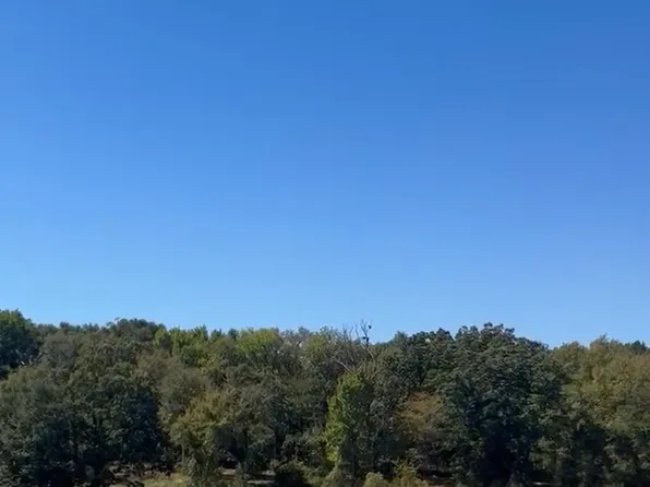 1406 E Royall Blvd, Malakoff, TX 75148