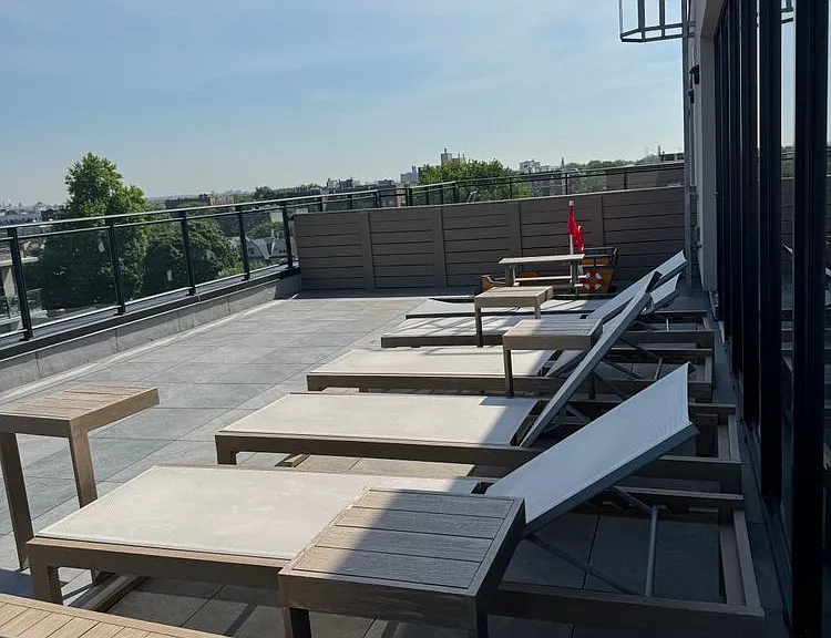 618 Avenue H #2C — Photo 11