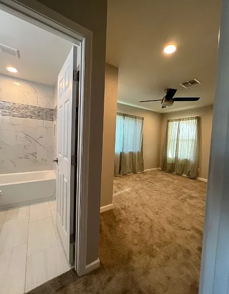 7301 N 50th Dr — Photo 12