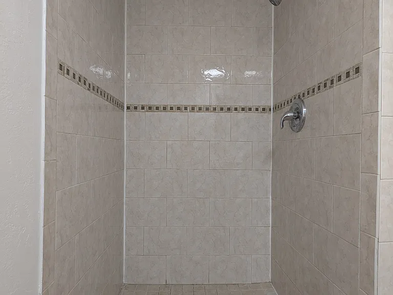 5102 Puritan Cir #5101 — Photo 12