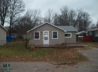 522 Edward St, Algonac, MI 48001