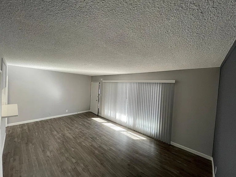 3200 Cheviot Vista Pl #24 — Photo 6