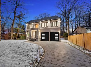 4 Waxwing Pl, Toronto, ON M3C 1N6