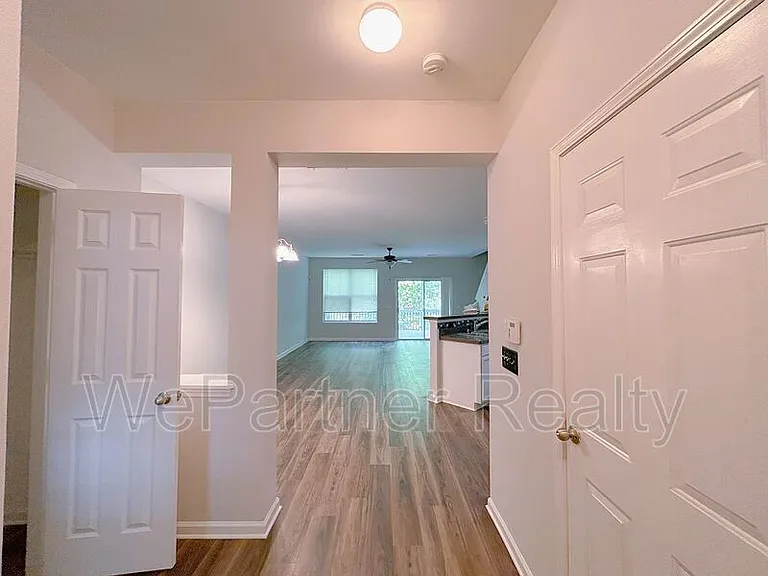 3459 Dianthus Ln — Photo 2