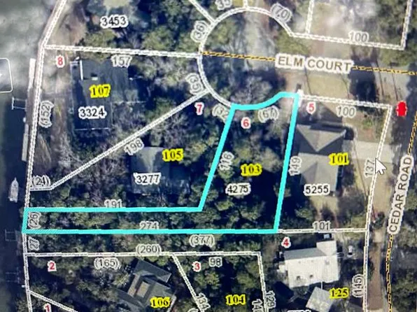 103 Elm Ct, Pine Knoll Shores, NC 28512