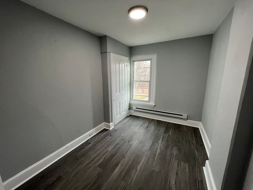 Downingtown 217 Brandywine Ave Apartment Rentals Downingtown, PA