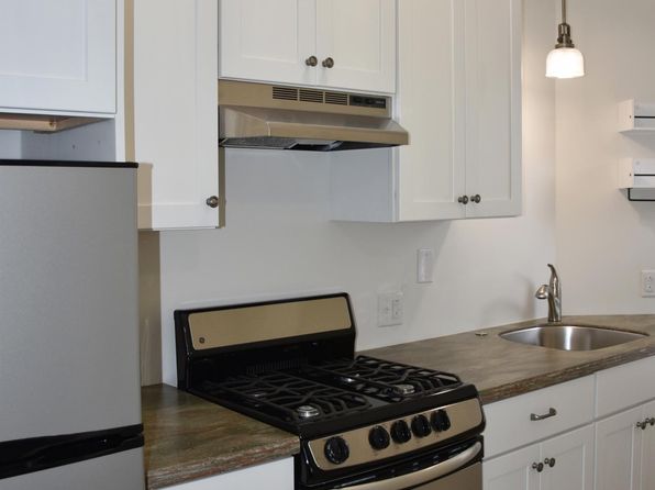 26 Buena Pl APT 1