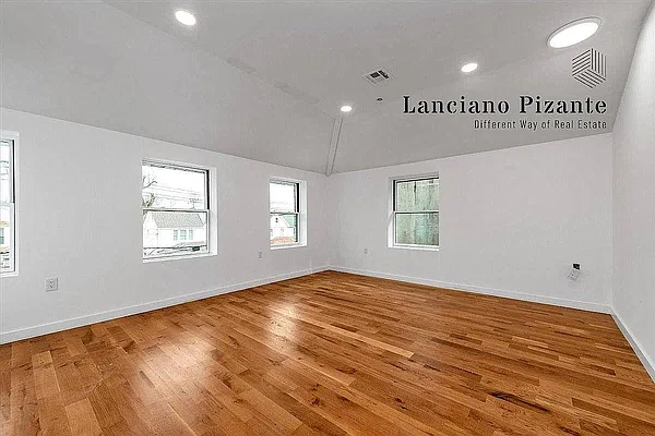 Rented by LANCIANO PIZANTE | media 15