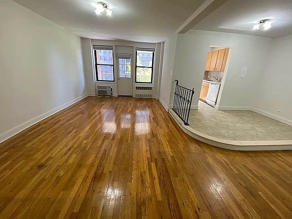 2nd image of 103-10 Queens Blvd #5CC