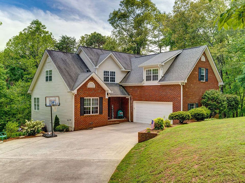 1st image of 195 Woodland Dr