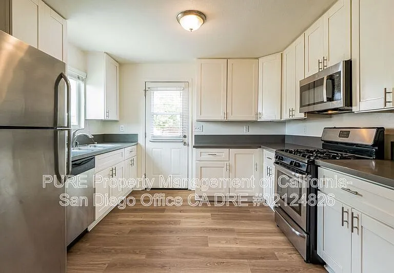 3053 B St — Photo 9