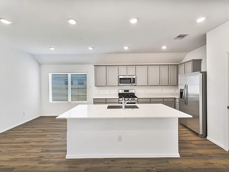 3718 Shadow Crest Ln — Photo 9