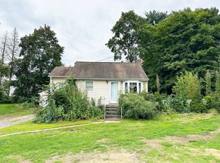24 Holt St, Bristol, CT 06010