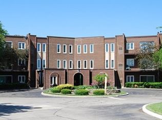 1550 Sandpebble Dr APT 306, Wheeling, IL 60090