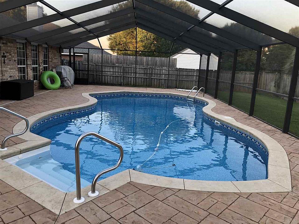 1st image of 4873 Laurel Oak Dr