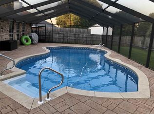 4873 Laurel Oak Dr, Pace, FL 32571