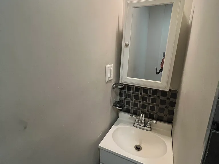 1308 Penn St #2 — Photo 17