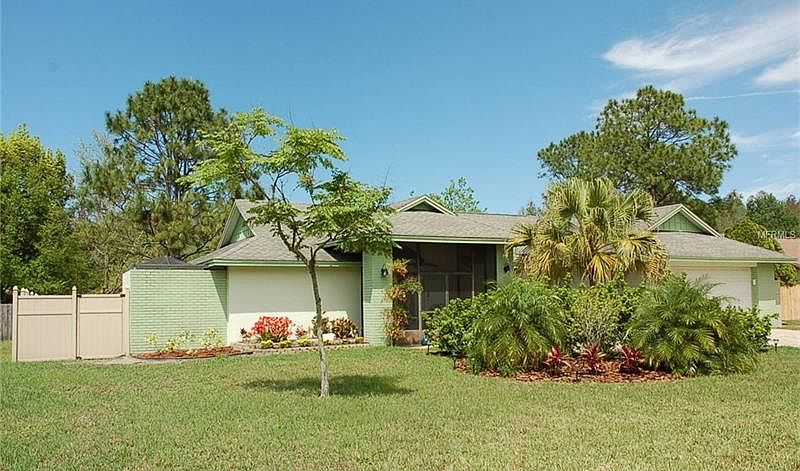 1st image of 23551 Forest View Dr
