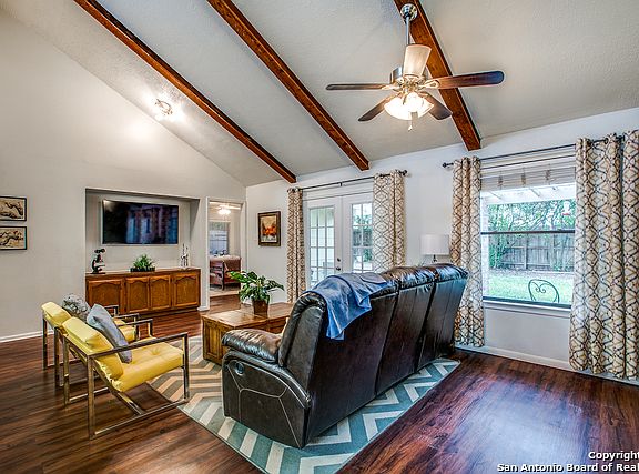 5th image of 8423 Timber Crest St