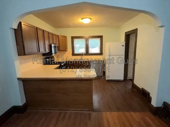 3241 Humboldt Ave N, Minneapolis, MN 55412