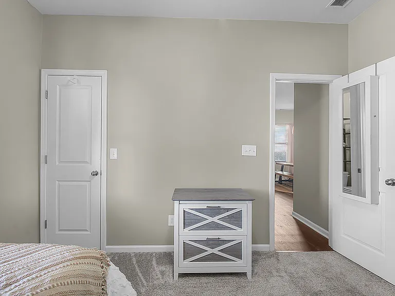 153 Hamilton Grv — Photo 23