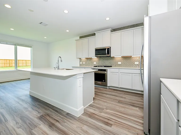 8402 Yellow Fin Ct — Photo 16