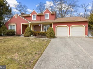 51 Pembrook Dr, Turnersville, NJ 08012