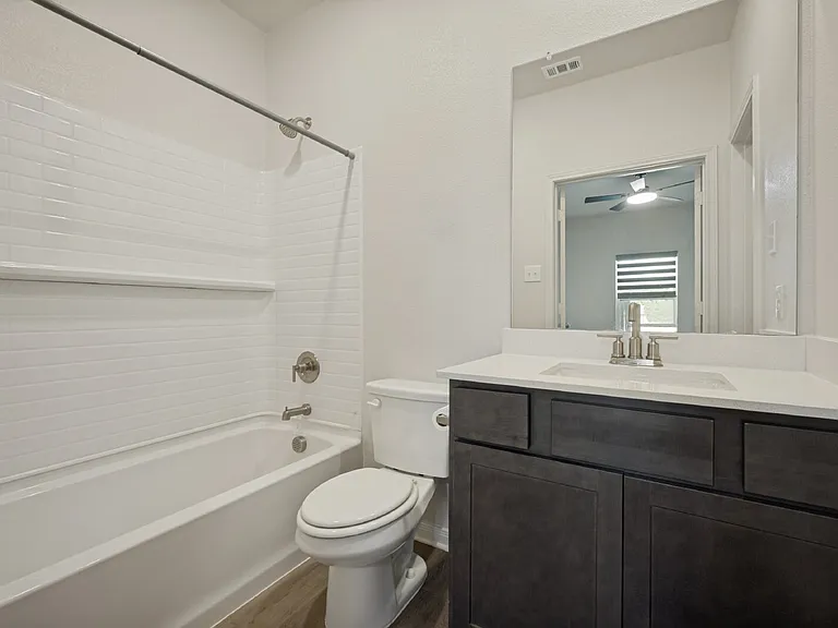 8213 White Wolf Trl — Photo 18