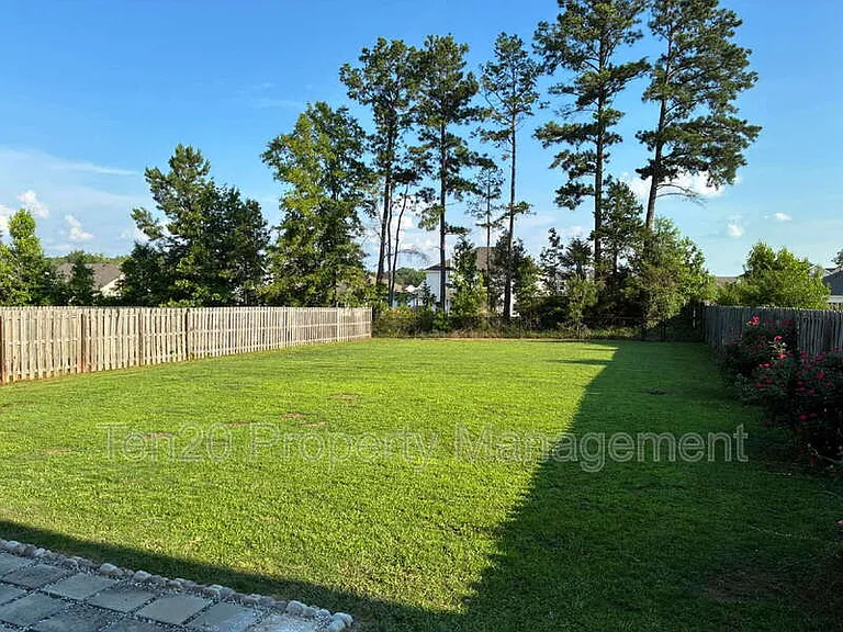 9708 Yellow Pine Rd — Photo 2