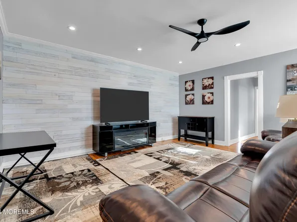 500 Deal Lake Drive #5E, Asbury Park, NJ 07712