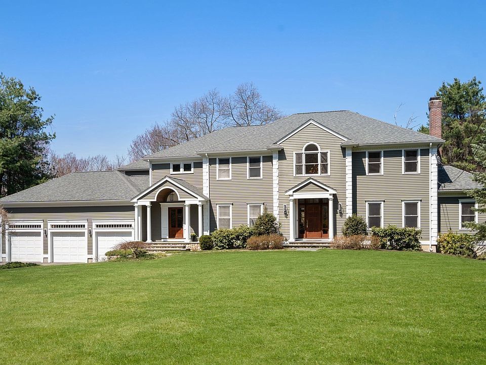 1st image of 188 Glezen Ln