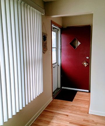 5th image of 534 Marie Dr
