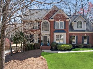 720 Lakeglen Dr, Suwanee, GA 30024