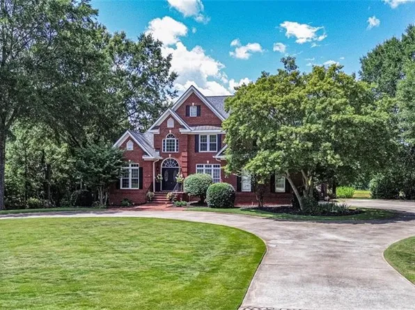 1220 Mallard Cir, Bogart, GA 30622