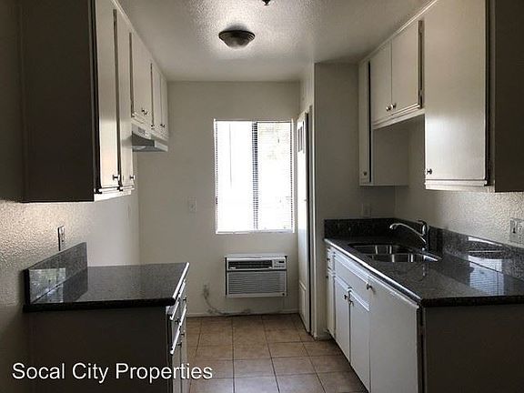 3rd image of 5945 Arroyo Dr APT 202