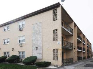 6466 N Northwest Hwy APT C3, Chicago, IL 60631
