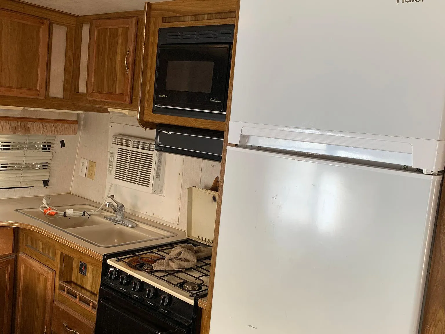 1 bed, 300 sqft, $495 — Photo 4