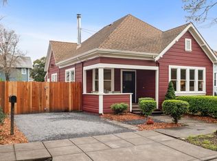 411 E St, Petaluma, CA 94952