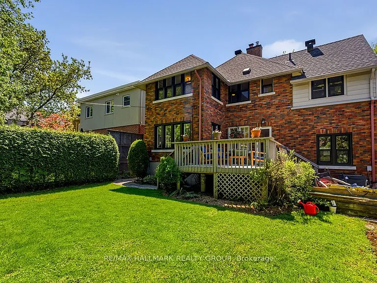 379 Hamilton Ave S — Photo 47